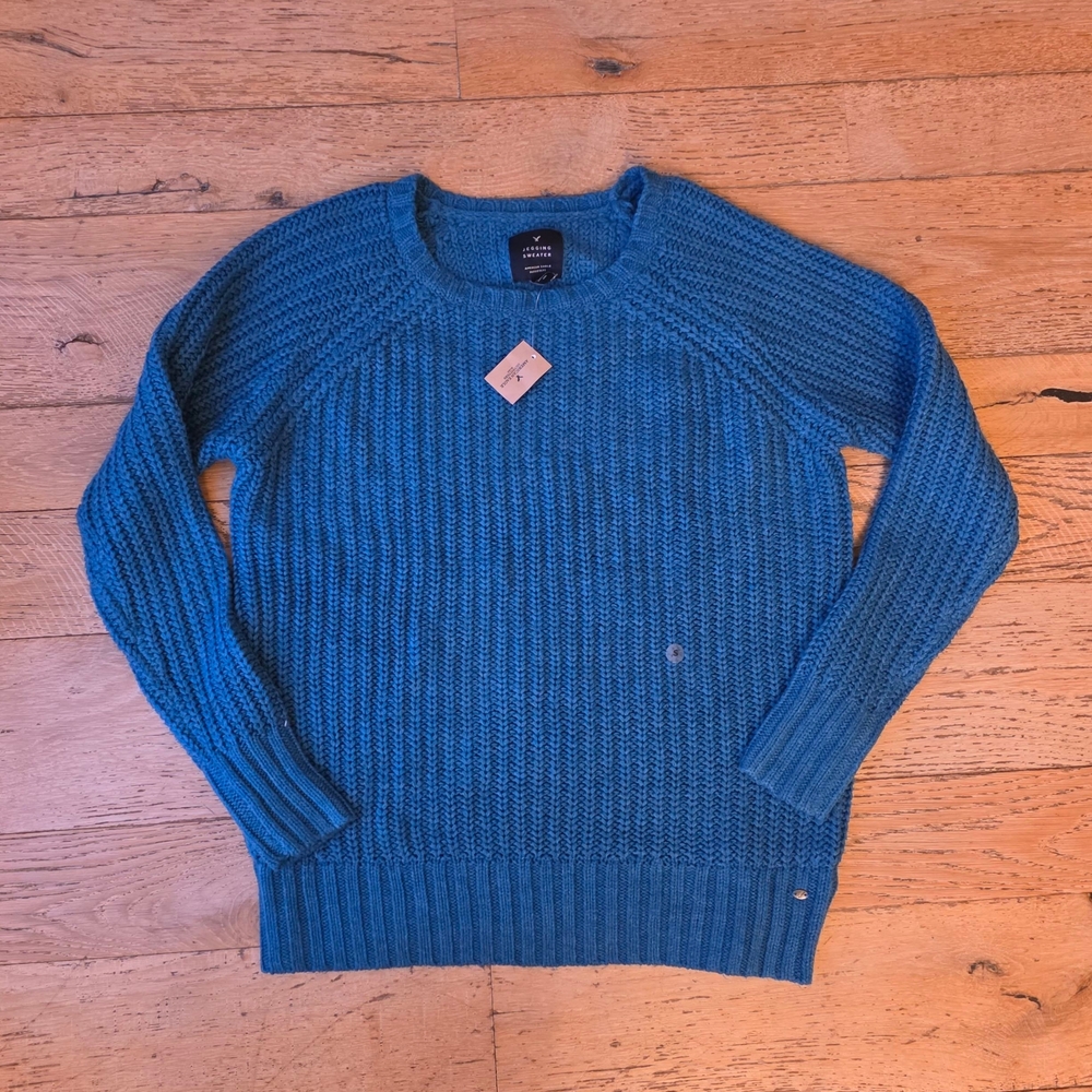 NWT American Eagle Outfitters Blue Crew Neck Knit Sweater